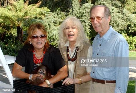 Martine Colette, Loretta Swit and Bernie Kopell during 11th。